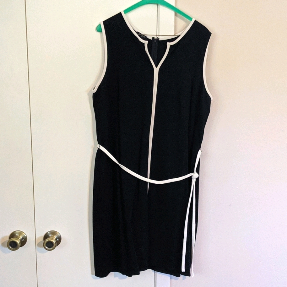 Talbot's cream piped dress with matching tie belt